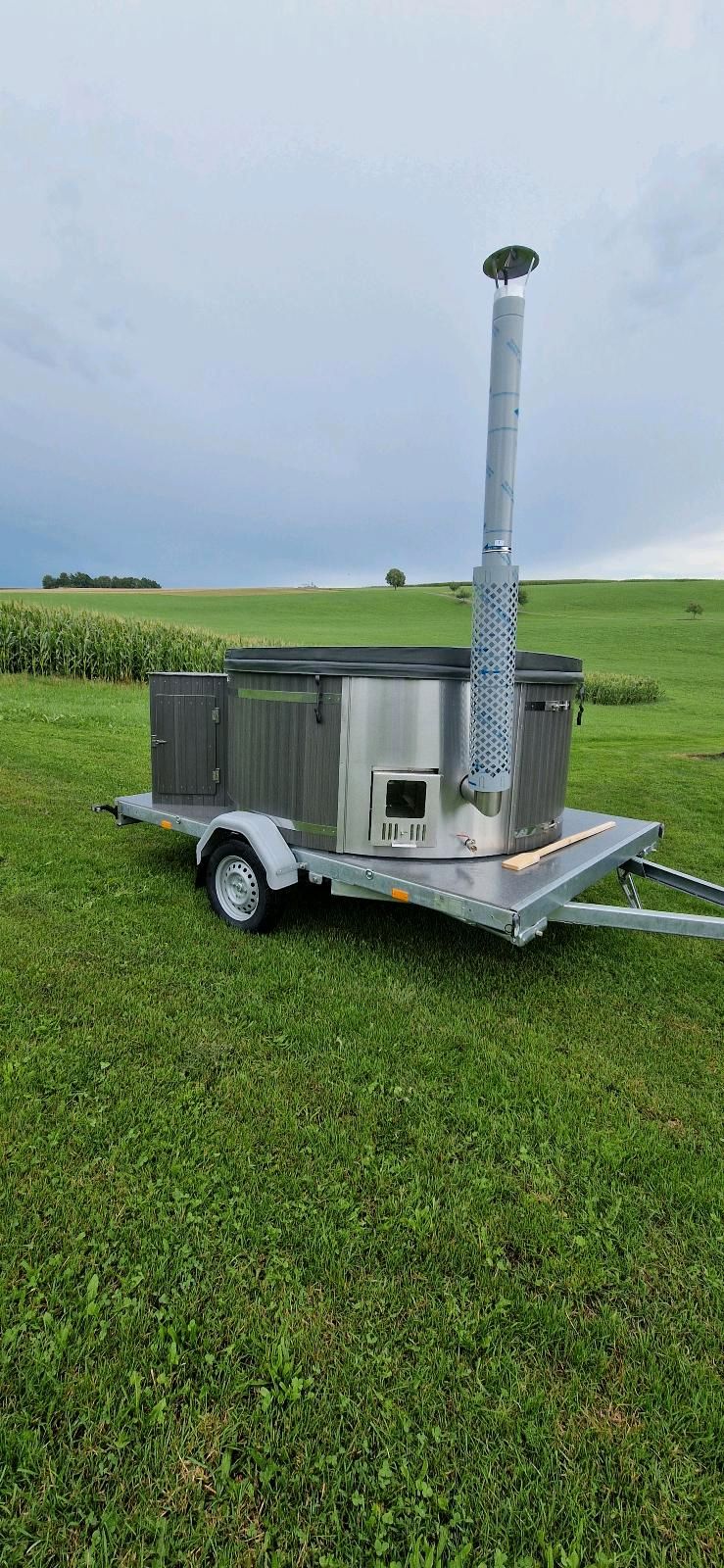 RENT A HOT TUB