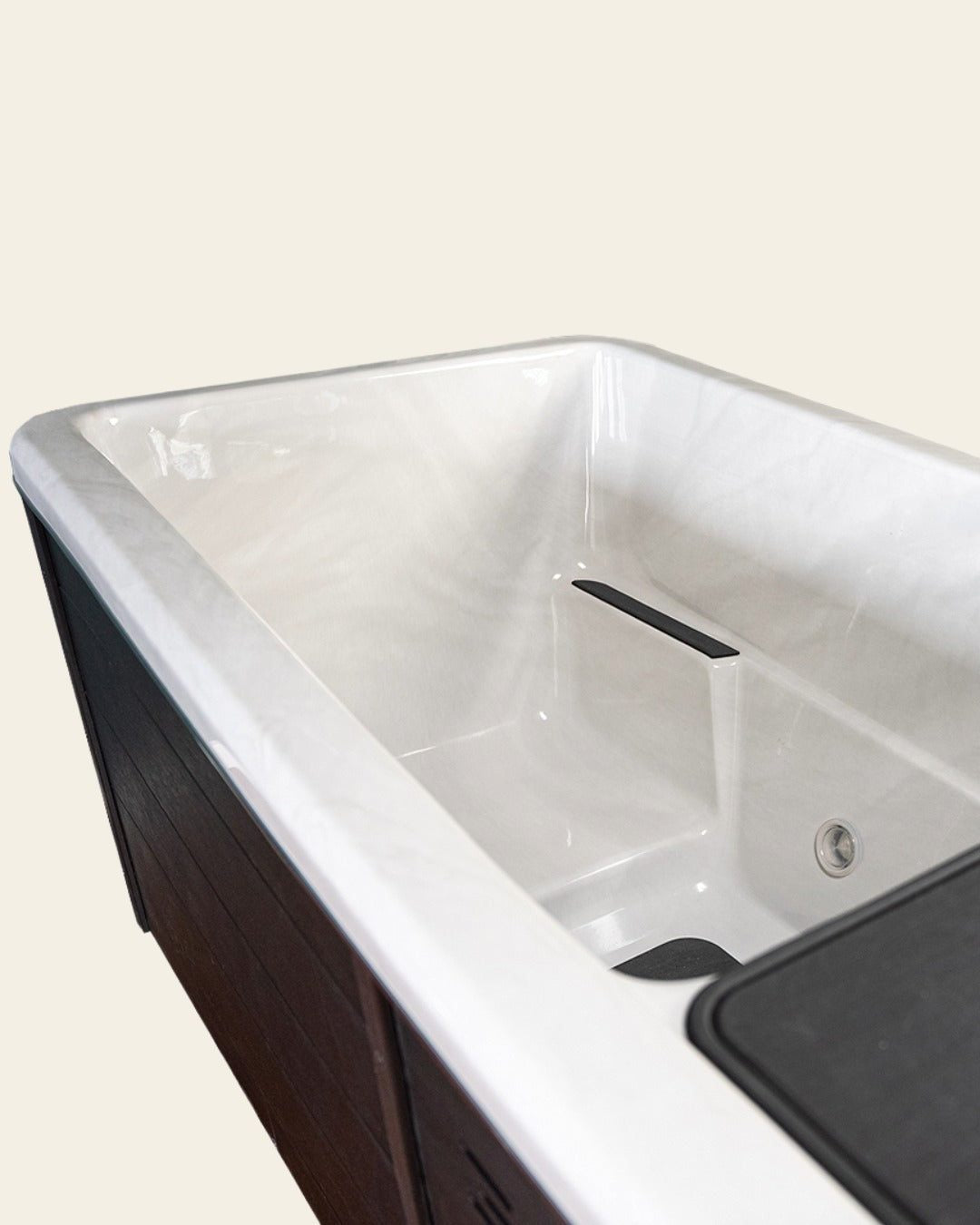 DenForm Arctic – Eisbad für draußen 212 x 102 cm