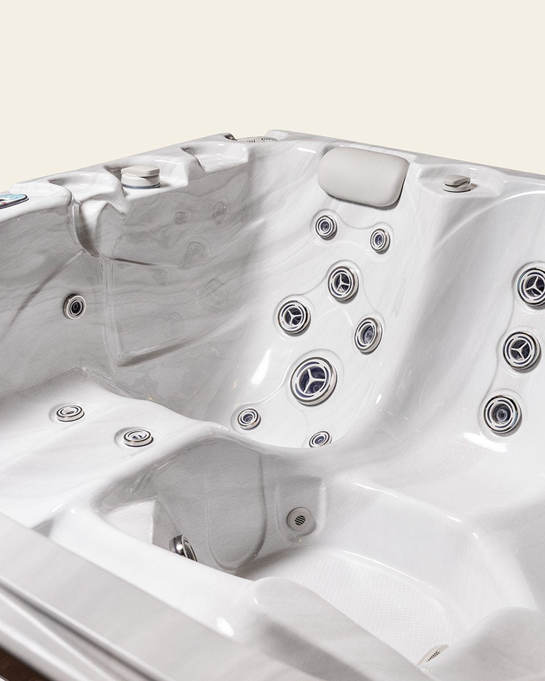 DenForm Wellness King Harald – Außenwhirlpool 201 x 201 cm