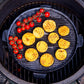 Big Green Egg Grillplatte aus Gusseisen – 35 cm – Original Herstelleraufnahme 2 von 3, Artikel 127860
