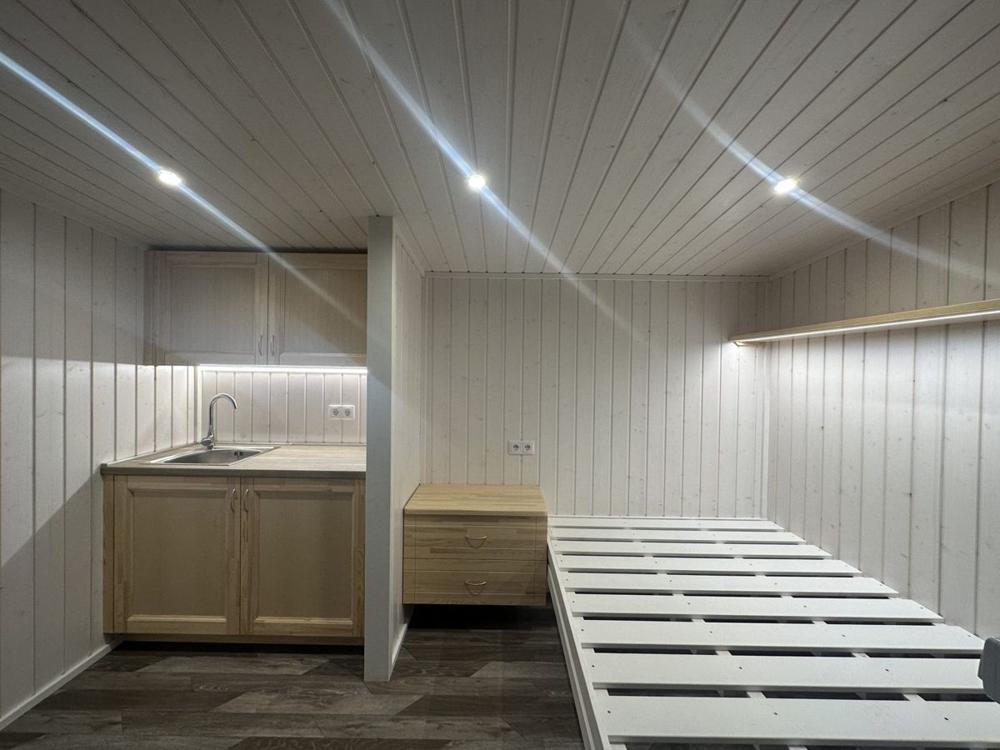 MO-House                  2.3 m x 3.9 m