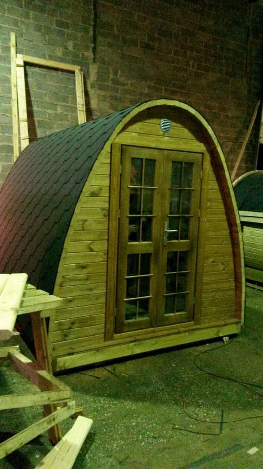 Sauna Pod 2,4 m x 3,5 m – Thermoholz