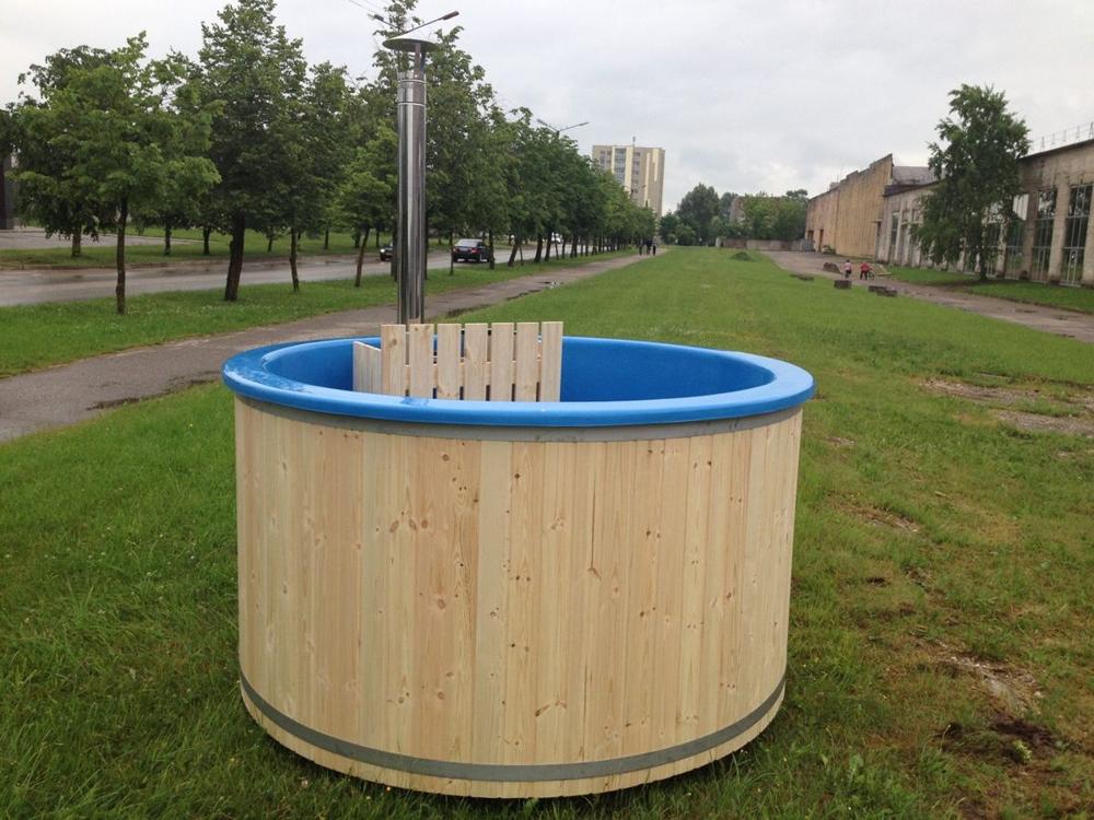 Deluxe Hot Tub mit Horizon-Ofen