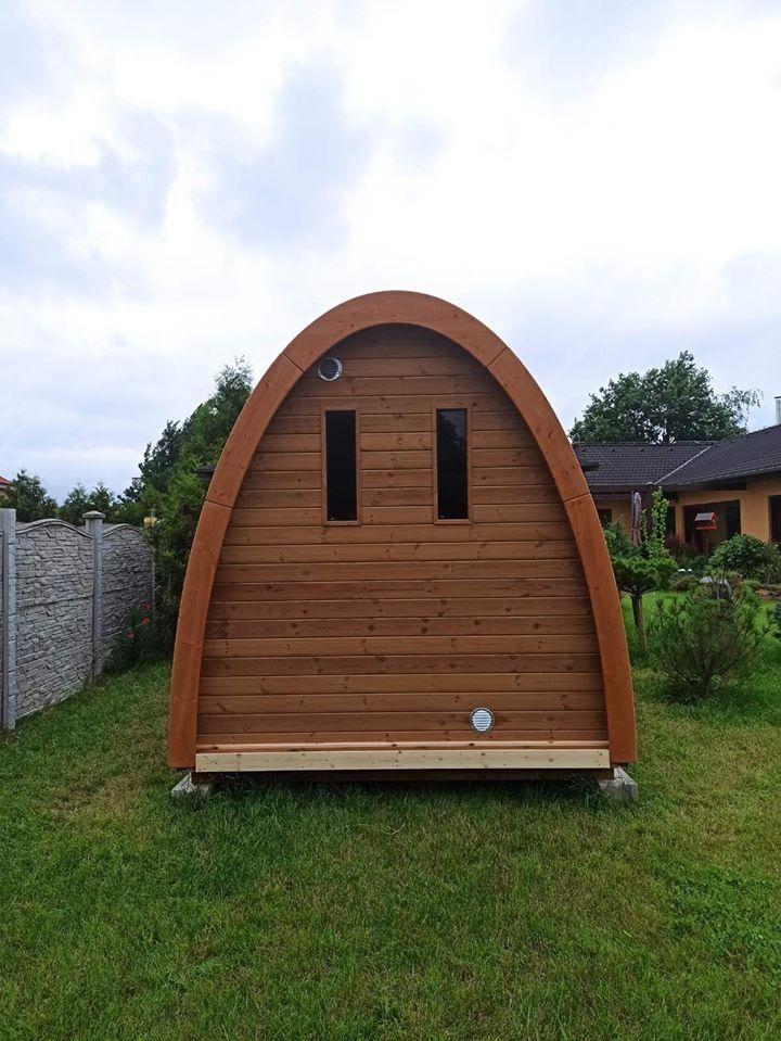 Sauna Pod 2,4 m x 4,0 m – Fichte