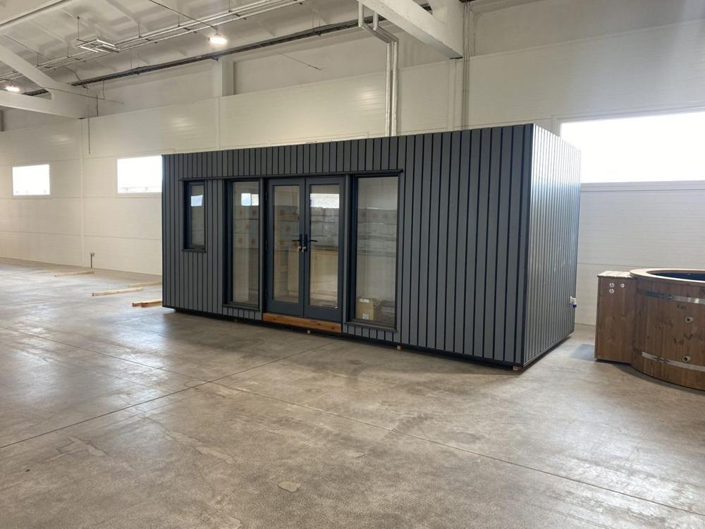 MO-House                  2.3 m x 6.0 m