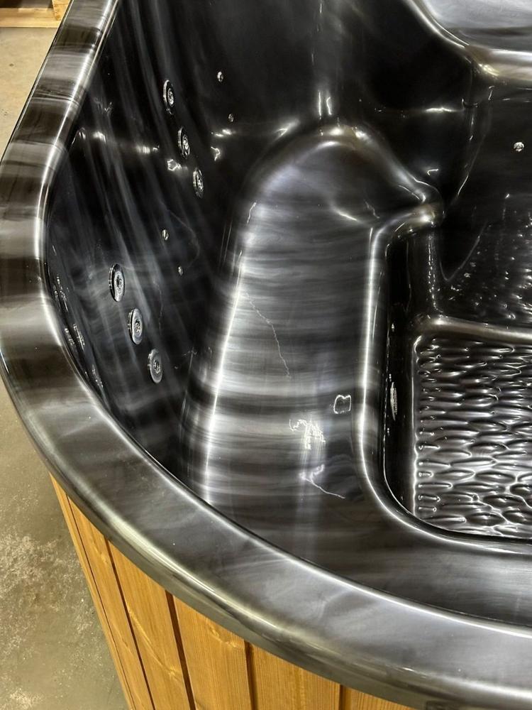 Acryl Hot Tub Andorra Ø 2,1 m mit Innenofen