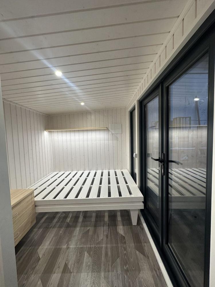 MO-House                  2.3 m x 3.9 m