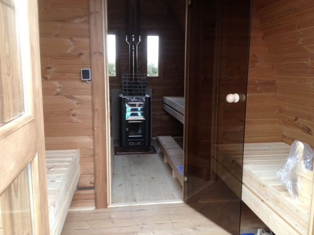 Sauna Pod 2,4 m x 4,8 m – Thermoholz