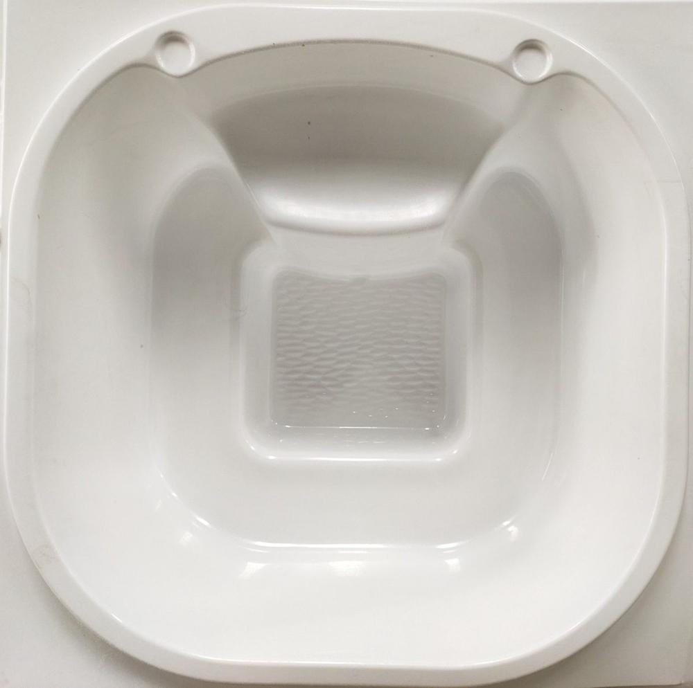 Acryl Hot Tub Andorra Ø 2,1 m mit Innenofen