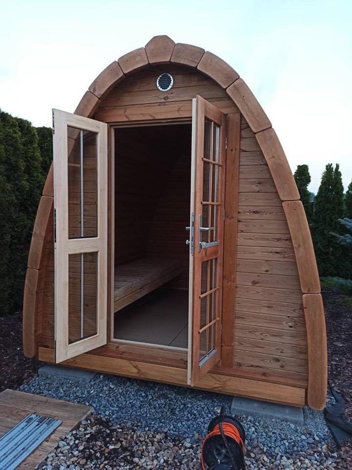 Sauna Pod 2,4 m x 3,0 m – Fichte
