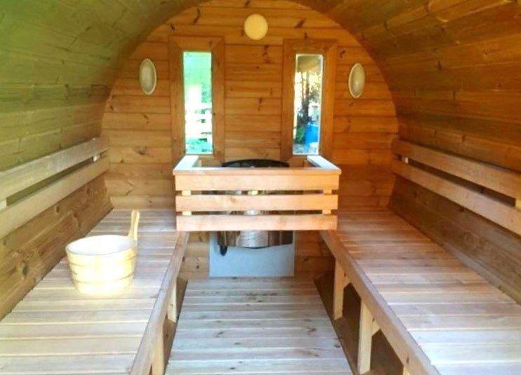 Saunafass 4,5 m/Ø 1,97 m mit Umkleideraum – Thermoholz