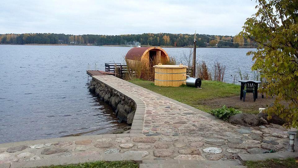 Saunafass 5,9 m/Ø 2,27 m mit Umkleideraum – Fichte
