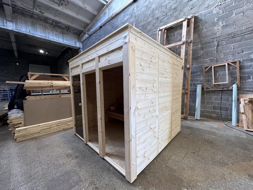 Eco Modern Sauna  aus Thermoholz 2,4x2,4 m