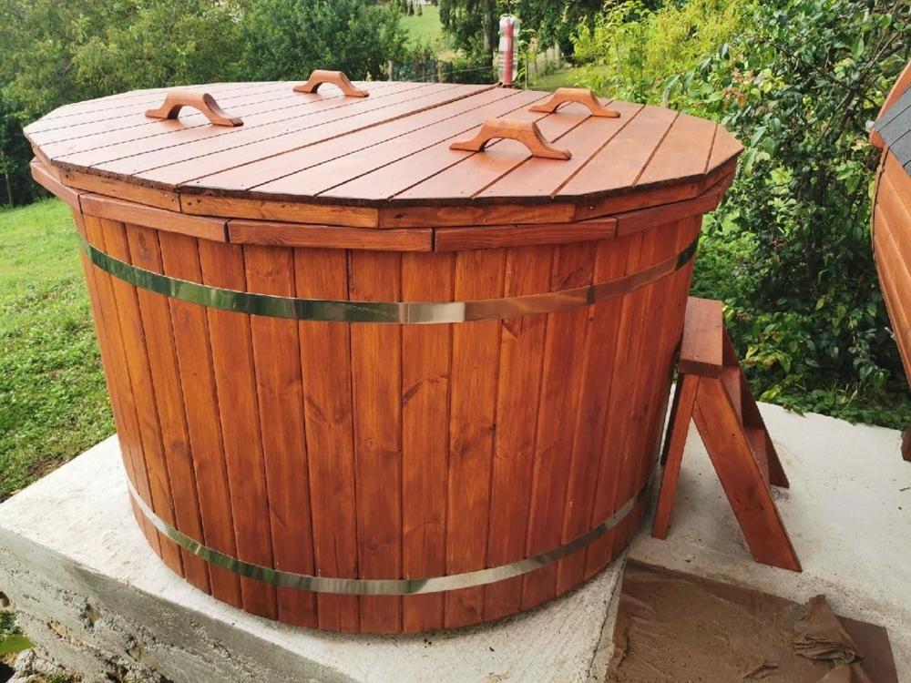 Hot Tub Ø 1,5 m Kiefer mit Innenofen