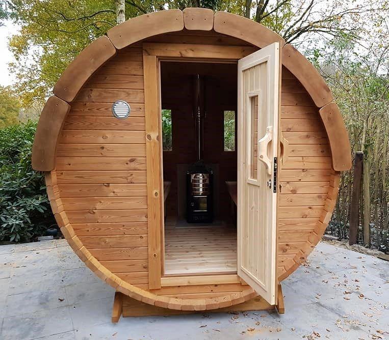 Saunafass 4,5 m/Ø 2,27 m mit Umkleideraum – Thermoholz