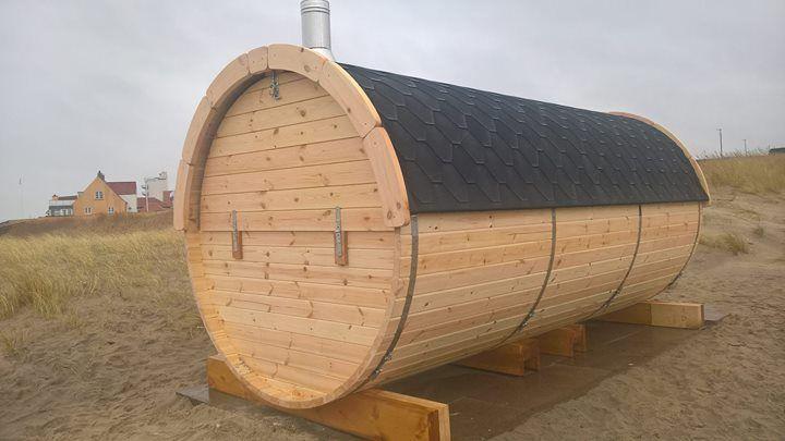 Saunafass 4,8 m/Ø 2,27 m mit Umkleideraum – Fichte