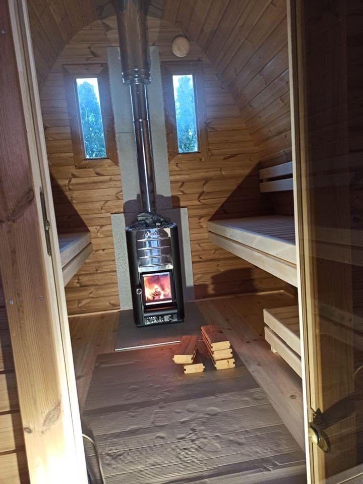 Sauna Pod 2,4 m x 3,0 m – Fichte