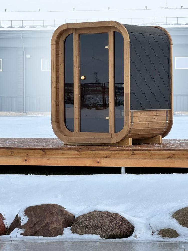 Mini quadratisch Sauna Thermoholz